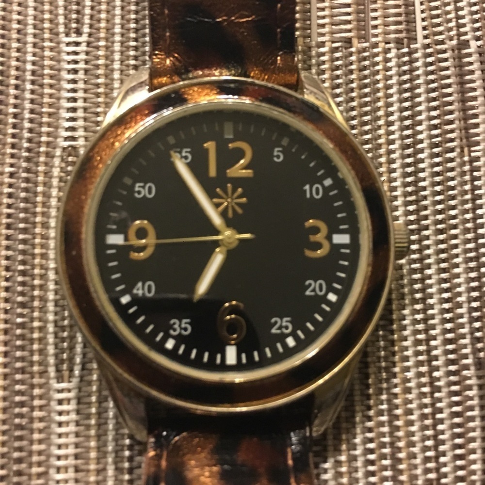 💍Issac Mizrahi Leopard Watch